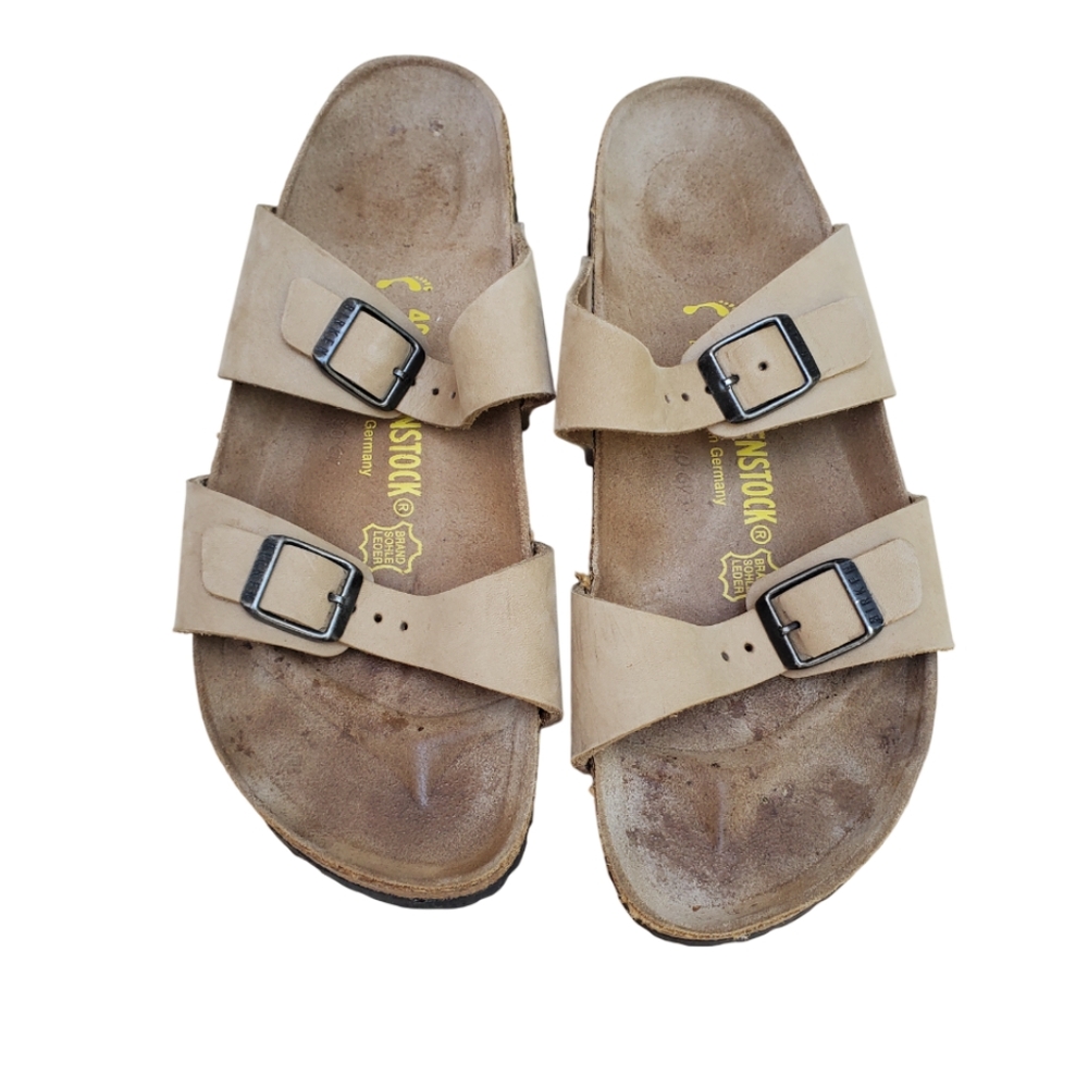 Birkenstock Arizona Size 9 Sandals